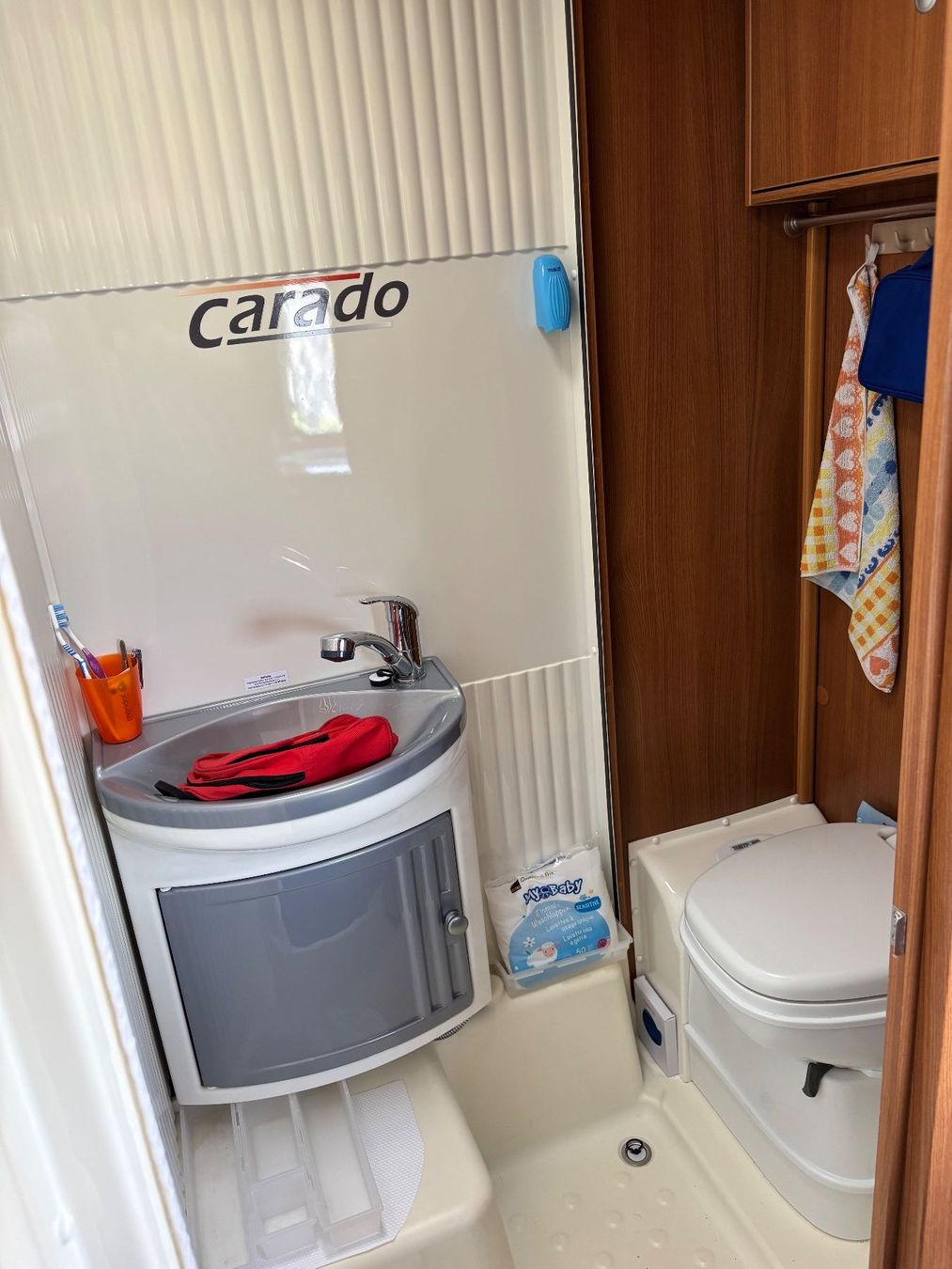 Carado Camping Fahrzeuge: Wohnmobil Fiat Carado – Gebraucht aus Ganterschwil von rol_td6r 5