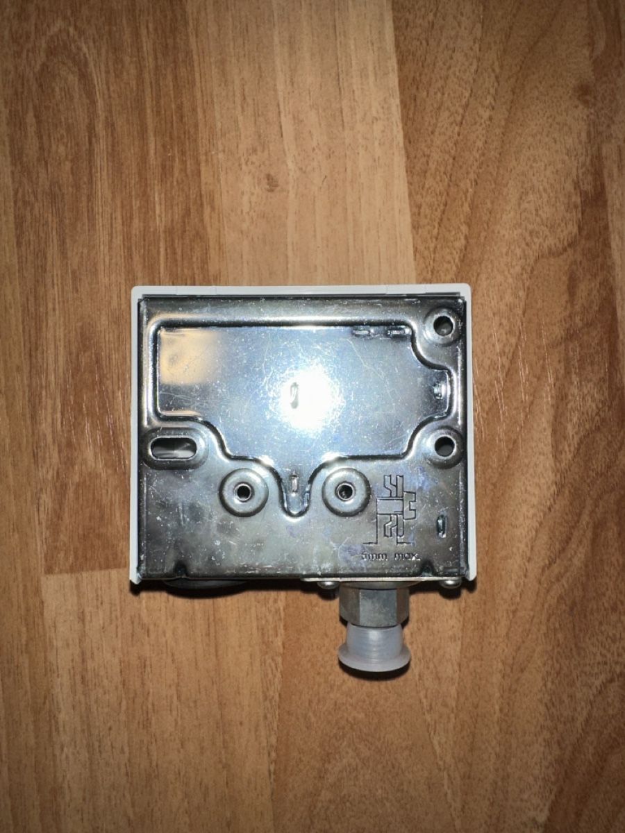 Interruttori: Alco Druckschalter PS1-A1R PCN 4368700 – Usato da Heiden venduto da fam_797q 2