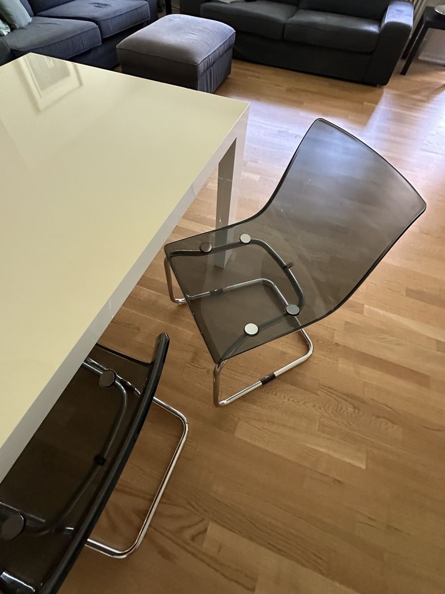 Tables: Esszimmertisch mit oder ohne Stühle – Neuf (Voir description) à Zollikon par BeatriceN01 2