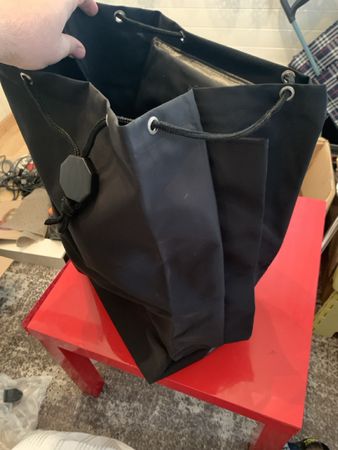 Schwarzer Rucksack / Turnbeutel-Rucksack