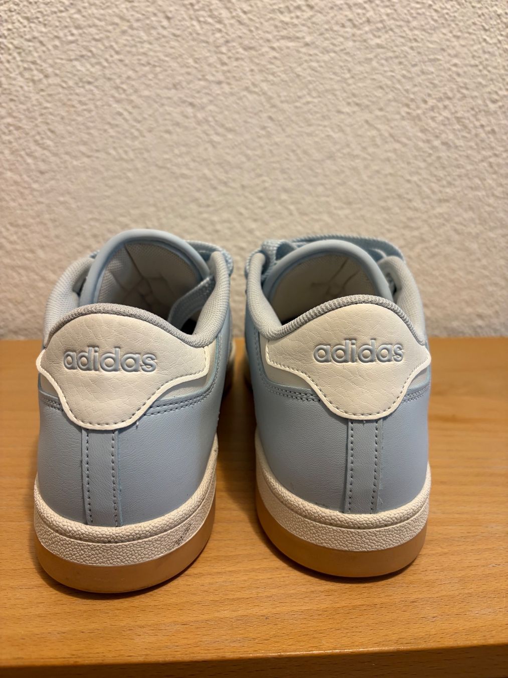 Adidas Scarpe da donna: Adidas Sneaker – Usato da Altendorf venduto da reli77 2