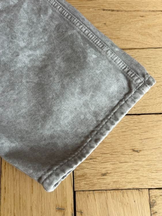 Jeans: Graue Damen Jeans Top Zustand – Usato da Aarburg venduto da saluvava 2