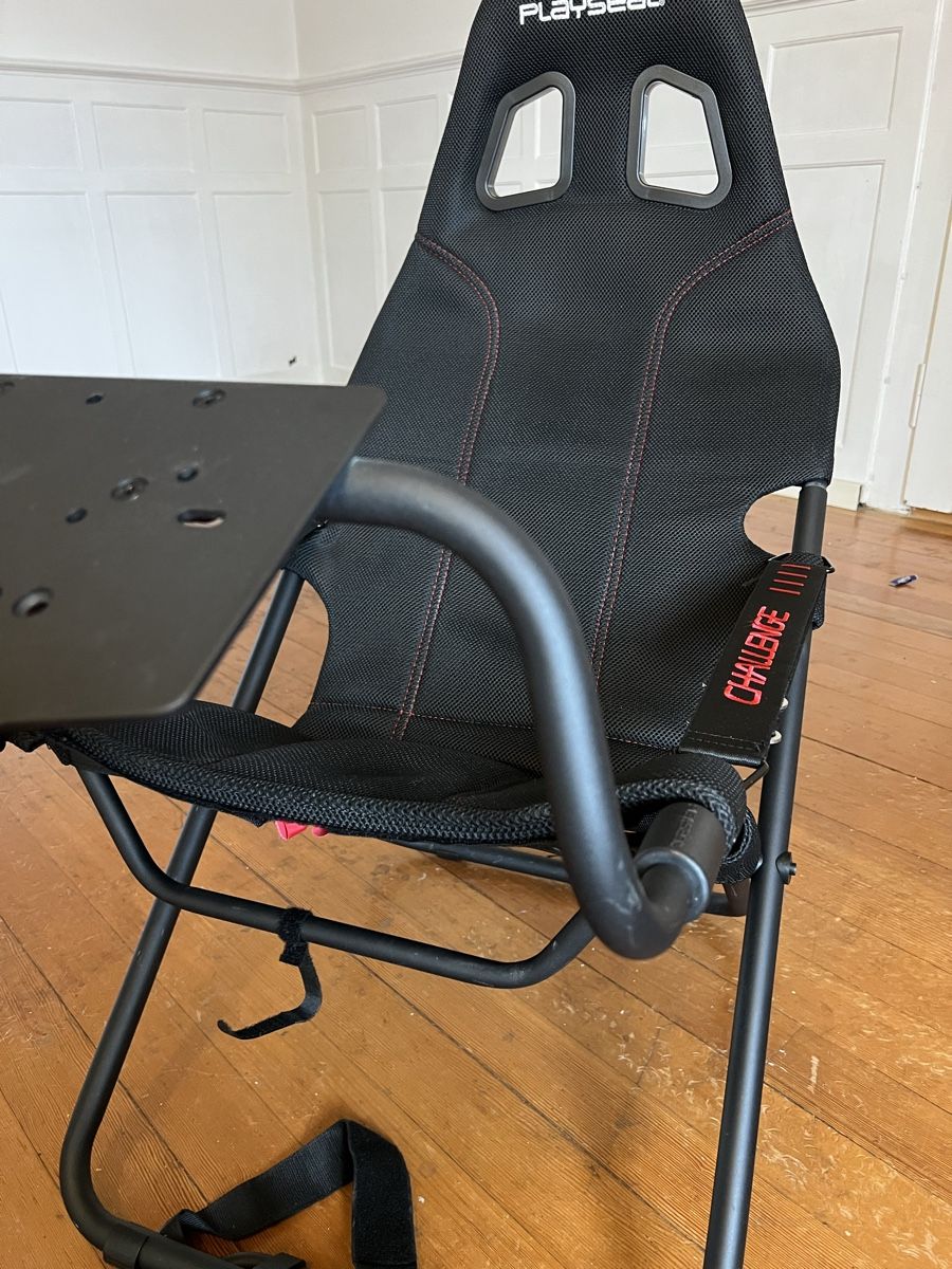 Playseat Stühle: Playseat Challenge – Neu (gemäss Beschreibung) aus Thun von AvalancheBE 4
