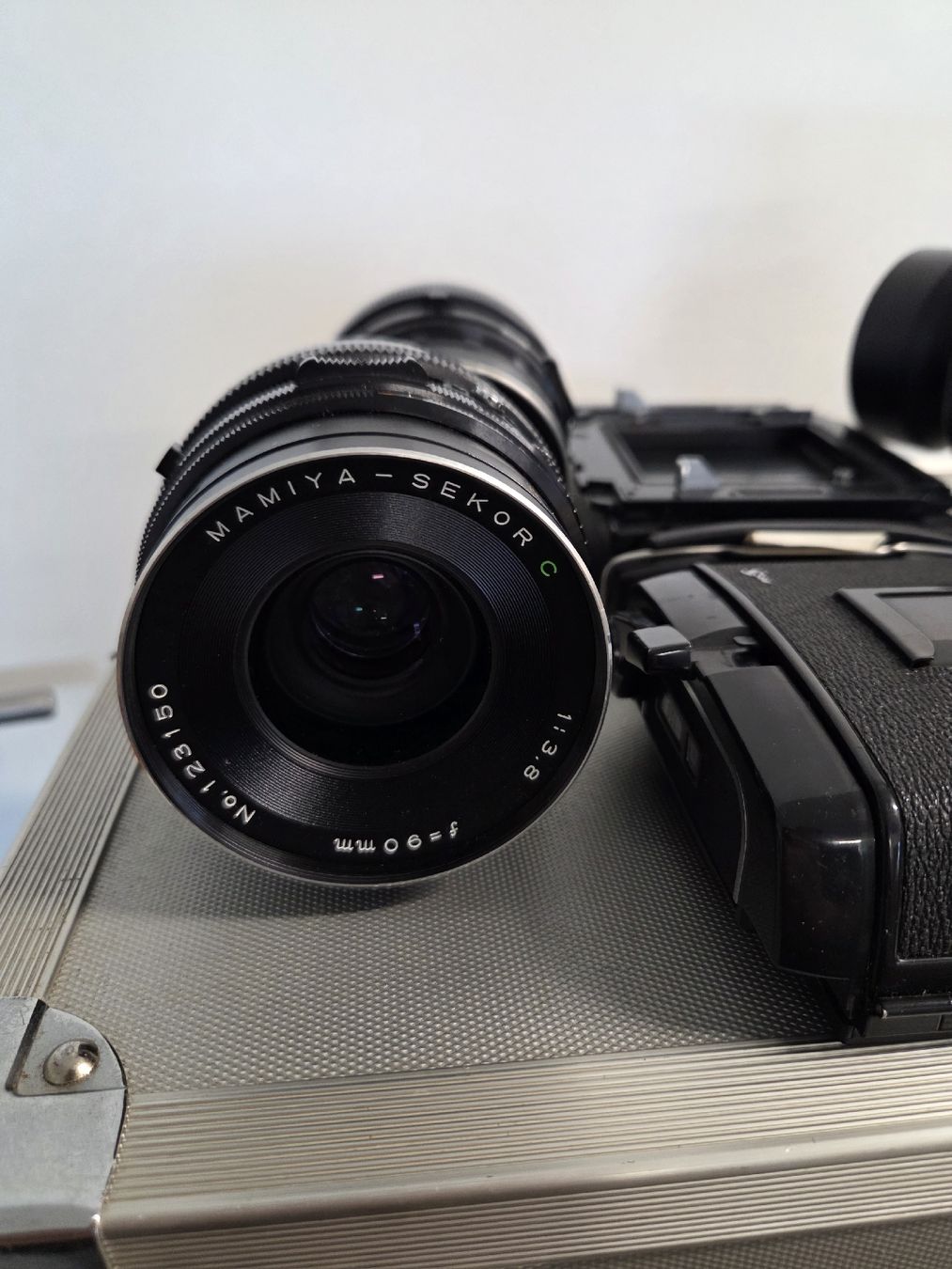 Mamiya Fotocamera: Mamiya RB67 Pro S Mittelformatkamera mit Objektiven  – Usato da Dietikon venduto da Allegra34 8