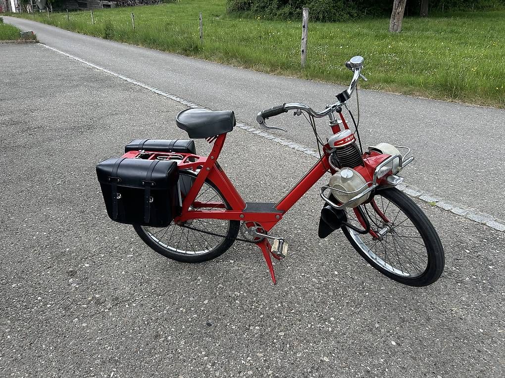Solex Ciclomotori: Solex 3800 in Rot mit Ausweis – Usato da Matzendorf venduto da fordturbo 3