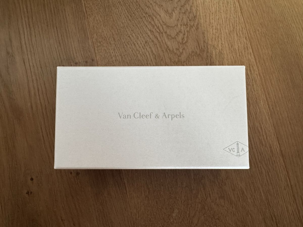 Altro in Decorazioni & Accessori: Van Cleef & Arpels Schachtel – Nuovo (secondo la descrizione) da Volketswil venduto da Jan.17 2