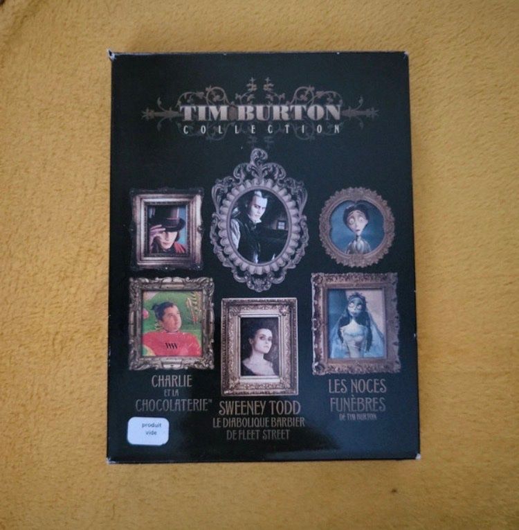 Tutti i DVDs: Coffret Tim Burton Collection DVD – Usato da Bassecourt venduto da CALUMET-X