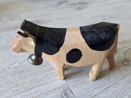 Holzkuh handgeschnitzt schwarz weiss mit Glocke Zustand gut