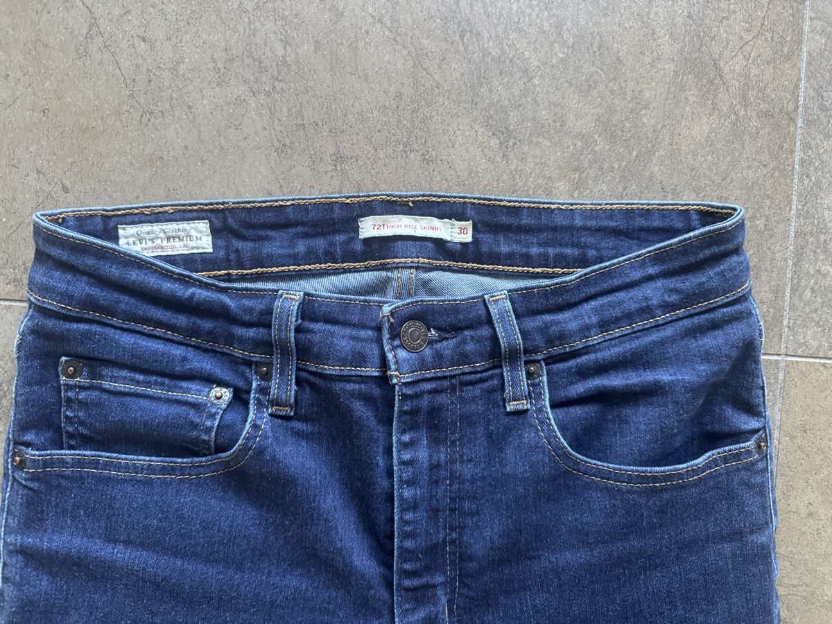 Levi's Jeans: Jeans Levi’s – Gebraucht aus Corpataux von seniz 1