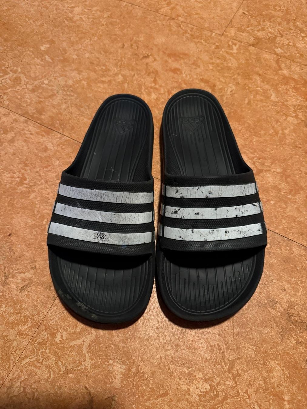 Chaussures hommes: Badeschuhe – D'occasion à Flawil par Stella_3 1