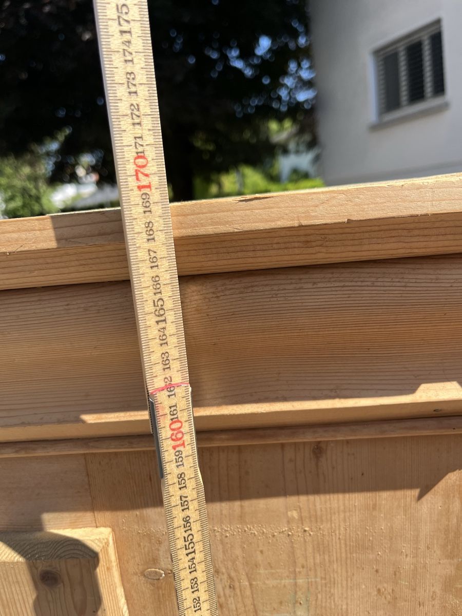 Armadi: Holzschrank – Usato da Widnau venduto da Lu998 1