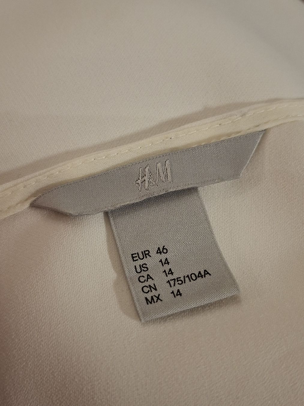 H&M Camicette: Weisse Bluse – Usato da Oberengstringen venduto da Kimchimon 3