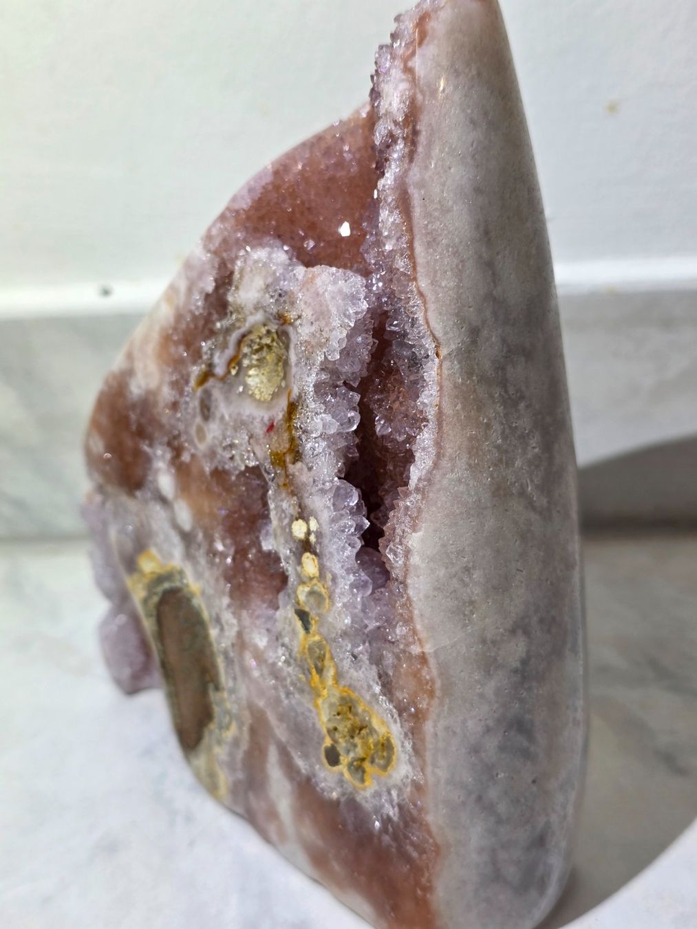 Minerali & Pietre curative: Pink Amethyst Freiform 900g – Nuovo e nell'imballaggio originale da Matzingen venduto da Shay_Crystalz 1