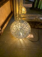 Stehlampe aus Messing Schattenspiele | LIQUIDATIONSVERKAUF