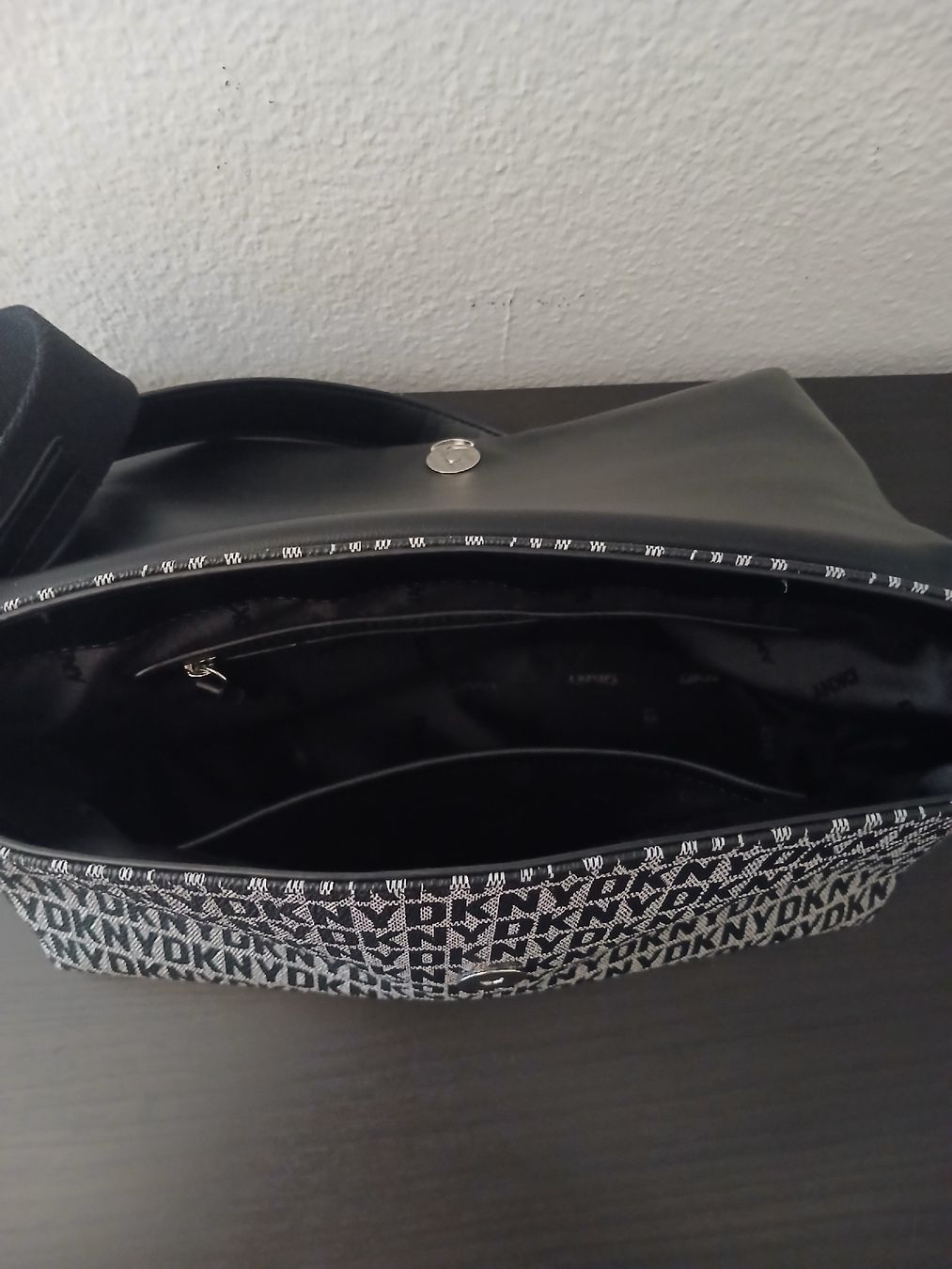 DKNY Borse da donna: !!! DKNY Handtasche !!! – Usato da Reinach BL venduto da Ibizo69 3