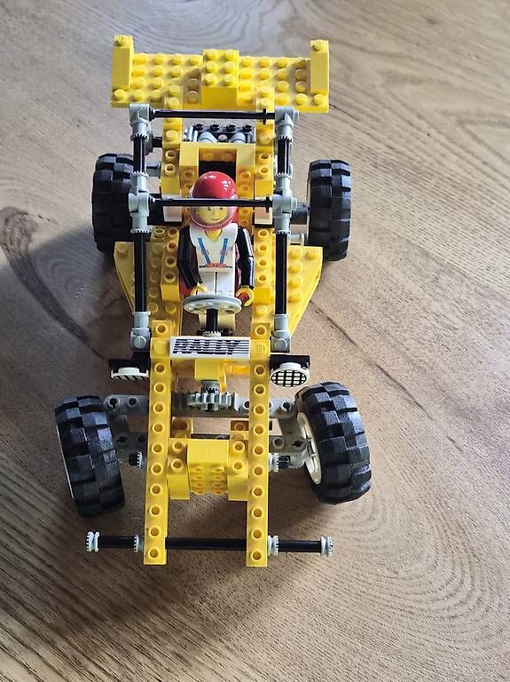 Kit di costruzioni: Lego Technic car 2 in one mit Fahrer. – Usato da Heiligenschwendi venduto da Lotusse-hair