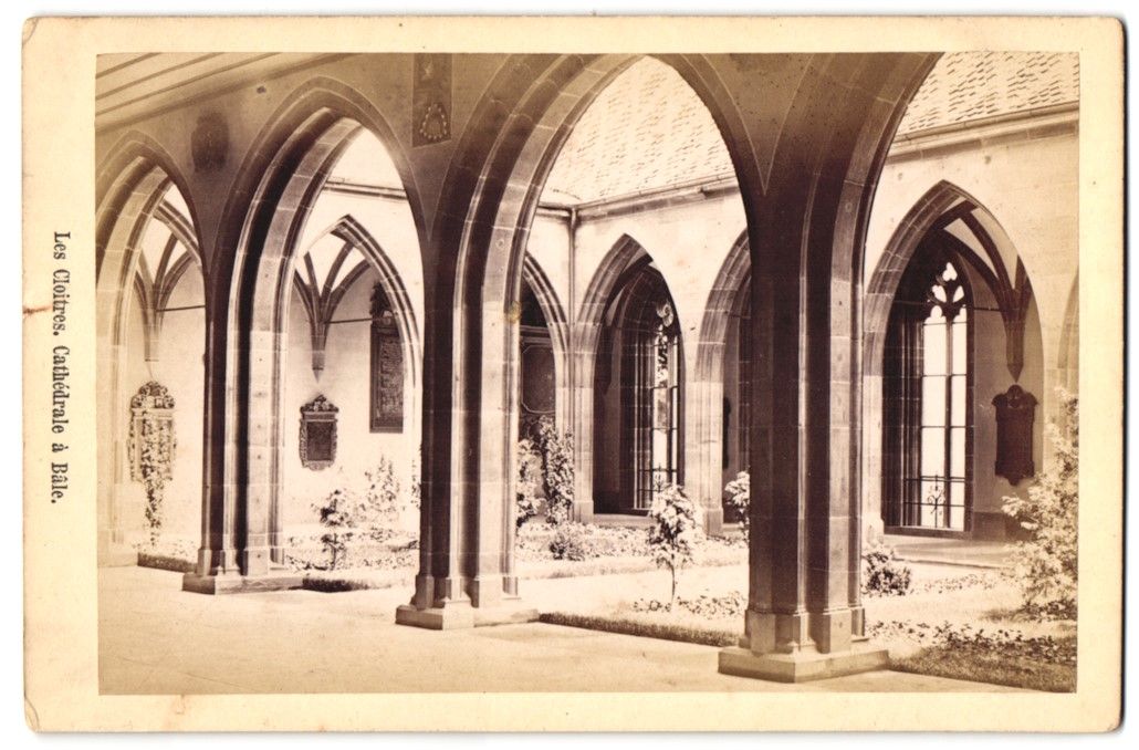 Fotografie &  Plakate: Fotografie Basel, Les Cloitres, Cathedra – Gebraucht aus Berlin von bartko-reher