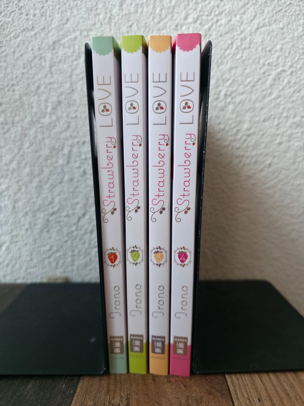Fumetti: Strawberry Love 1-4 komplett – Usato da Embrach venduto da Jeanne_85 2