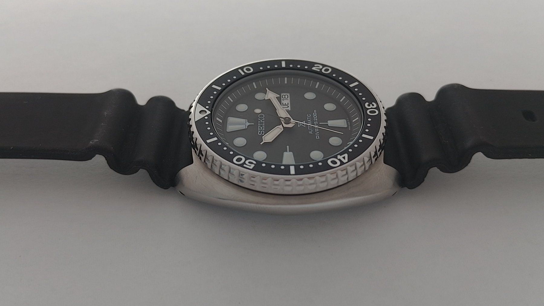 Seiko Orologi: Seiko Prospex "Turtle" Automatic Diver (SRPE93K1 / 4R36) – Usato da Basel venduto da Givens_Watches 5