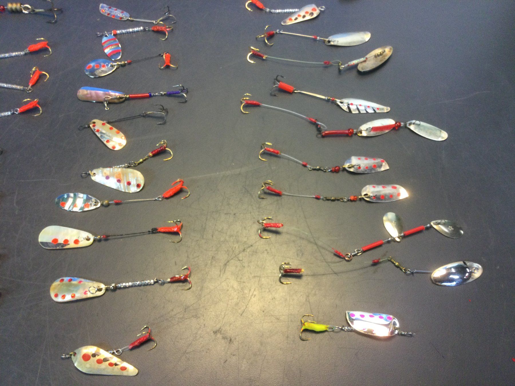 Esche: Posten fast neue Spinner Fischköder Löffel Angelhacken – Usato da Wangen SZ venduto da kuriosum12 8