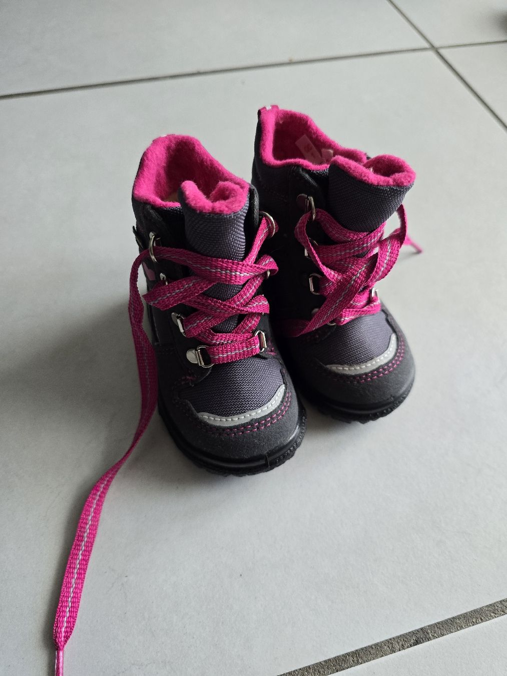 Superfit Scarpe per ragazzi: Superfit Goretex Neu!!! gr 19 mädchen – Nuovo (secondo la descrizione) da Grenchen venduto da ant_9hnj 4