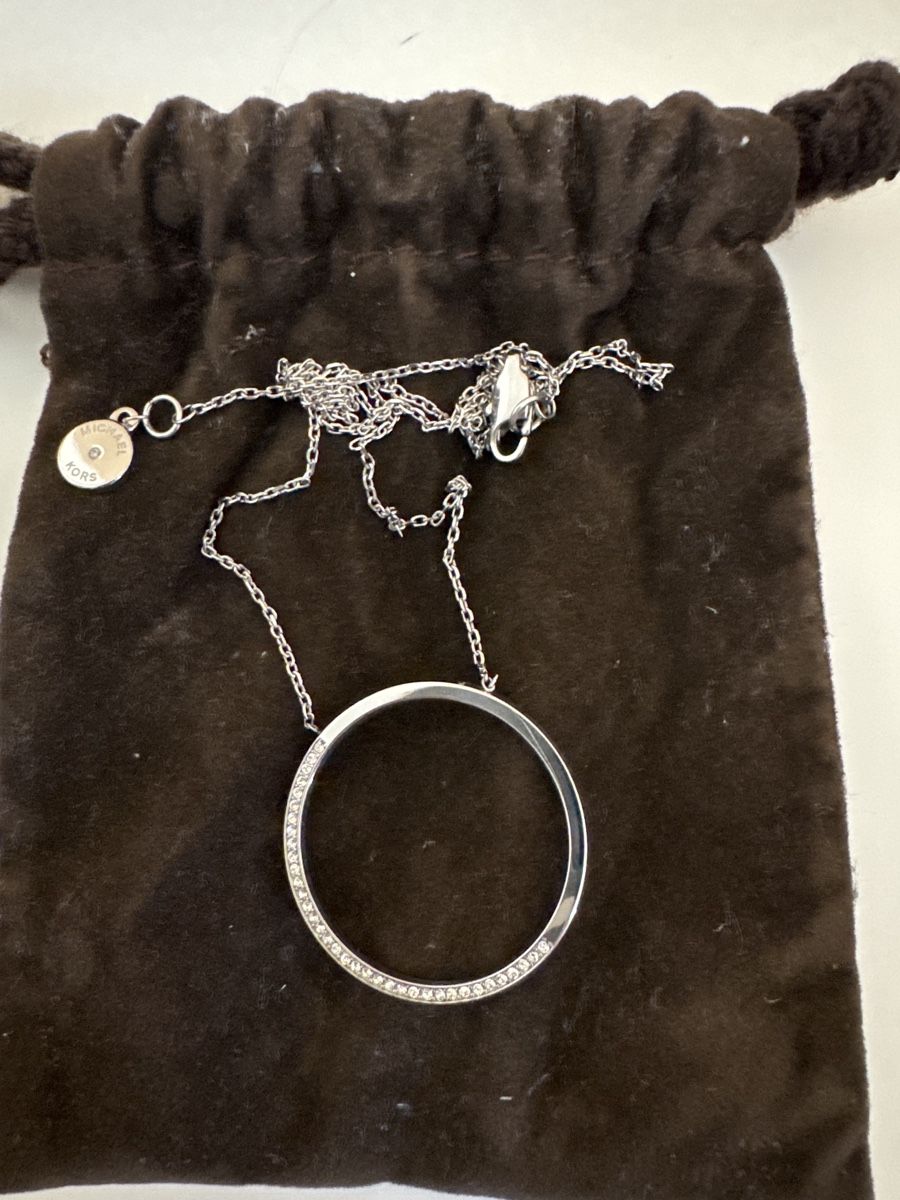 Michael Kors Ketten: Kette – Neu (gemäss Beschreibung) aus Chur von dur_nk5h