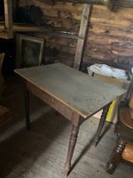 Holztisch optisch zum restaurieren 