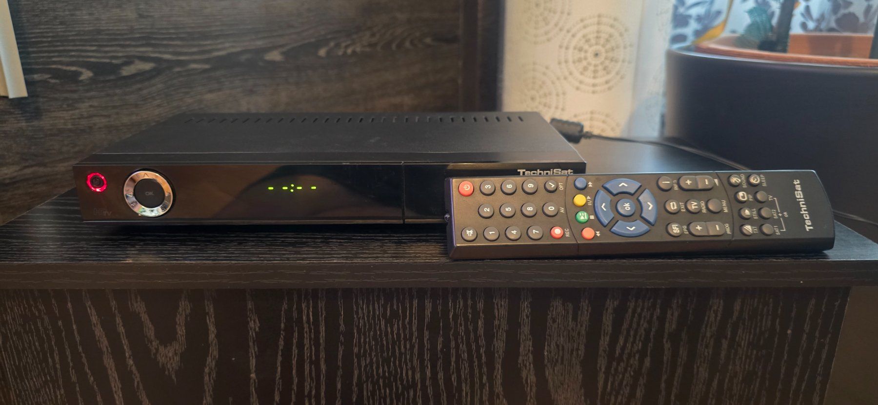 Technisat Ricevitori: Technisat Sat Receiver (IR) – Difettoso da HUENENBERG venduto da PLAG1971 3