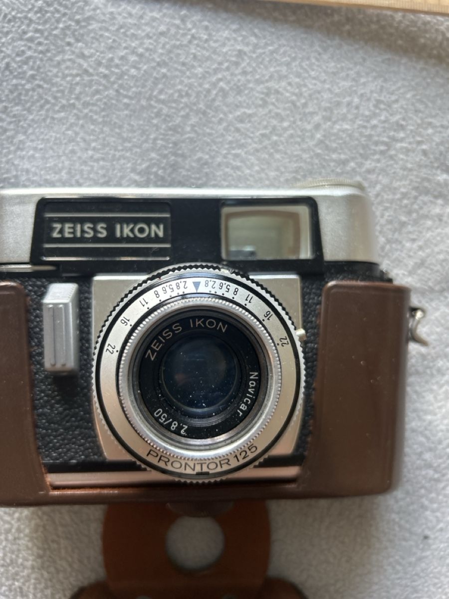 Zeiss Fotocamera: Alte Zeiss ikon Kamera  – Usato da Bonstetten venduto da Ebano- 3