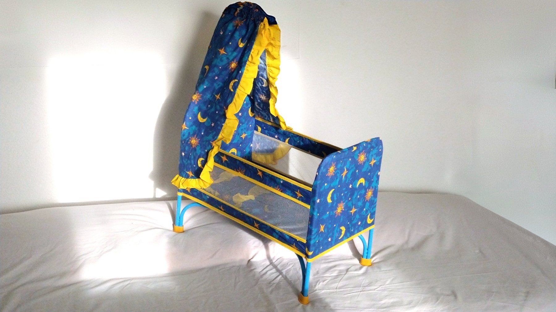 Giocattoli: Puppen Bettchen Baby Love – Usato da Rüti ZH venduto da Prostias 3