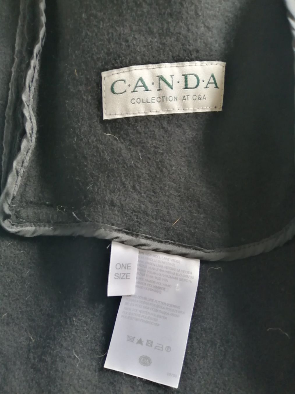 C&A Altro in Moda donna: Poncho schwarz, Canda C & A – Usato da Altstätten SG venduto da tollesauswolle 1