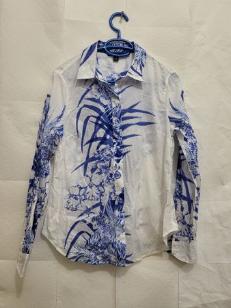Chemise Tommy Hilfiger Fleurie, Taille S/P, État neuf