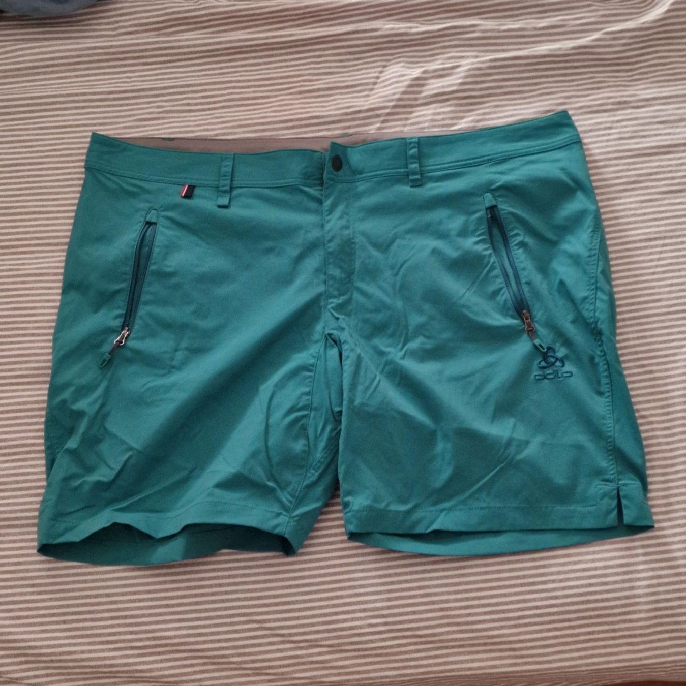 Odlo Pantalons: Odlo Funktionsshorts – Neuf (Voir description) à Olten par papalbina
