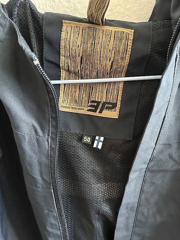 Jacken: Regenjacke Gr. 50 (M/L) – Gebraucht aus Basel von tsulih 1