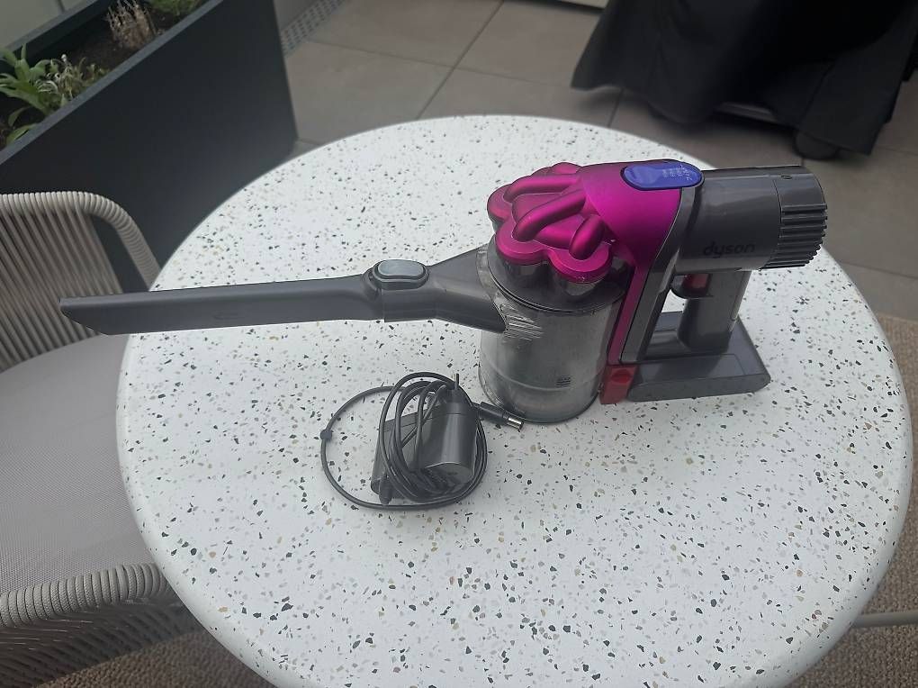 Dyson Aspirapolveri & Accessori: Dyson DC34 Handstaubsauger – Usato da Brüttisellen venduto da tinaD_