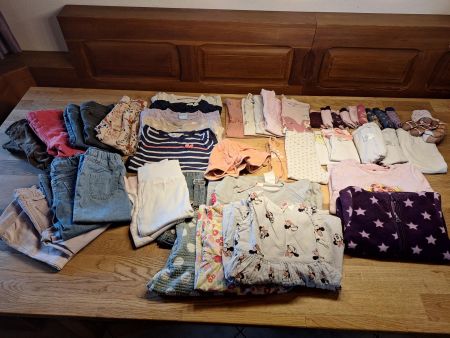 47-teiliges Mädchenkleider Set Grösse 86-104