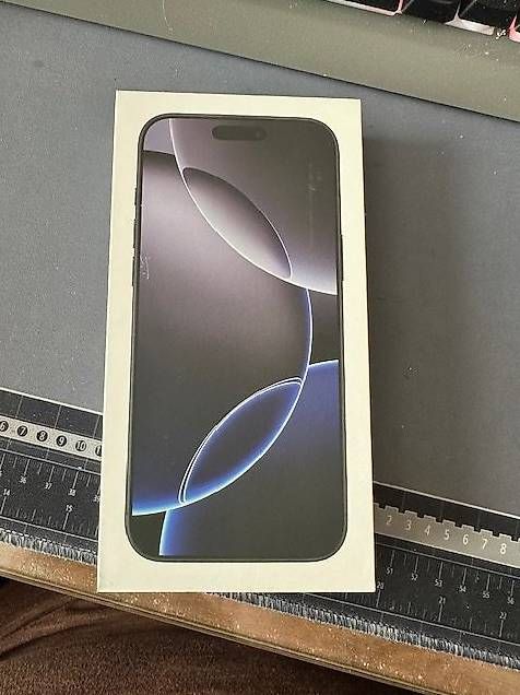Handys / Smartphones: Iphone 16 Pro Max 1 TB NEU ! – Neu und originalverpackt aus Schöftland von Stella 4