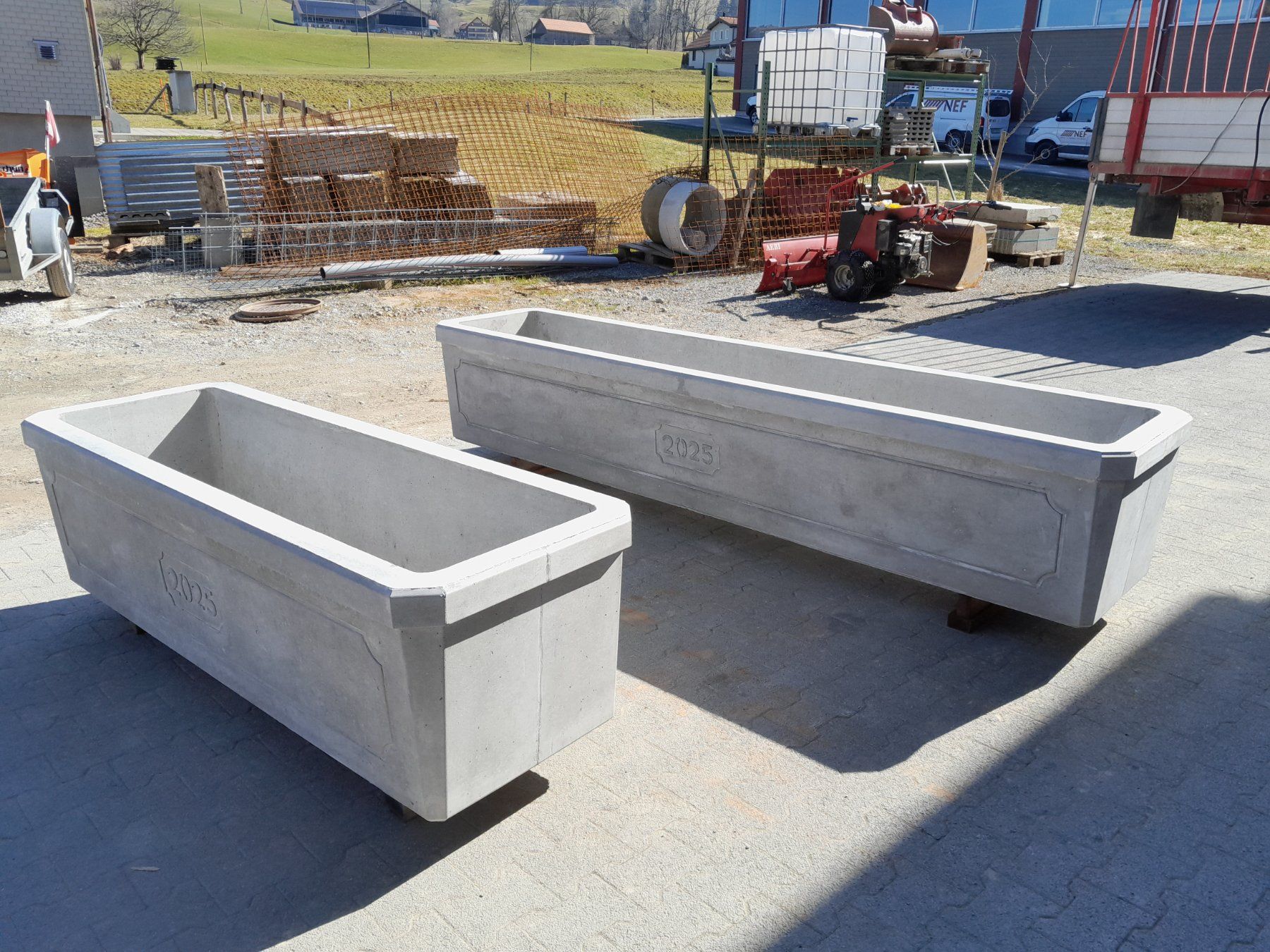 Stagni & Fontane ornamentali: Brunnen  Trog  Betonbrunnen – Nuovo (secondo la descrizione) da Urnäsch venduto da Gwandsenn 7
