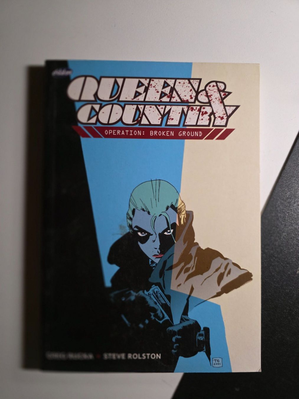 Fumetti: Comic: Queen & Country Operation Broken Ground 2004 – Usato da Walterswil BE venduto da Lonitti