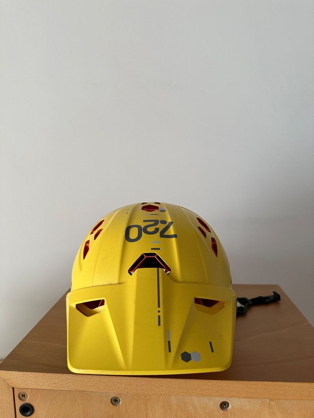 Caschi: MTB Helm 7.20 – Usato da Winterthur venduto da weir2 1