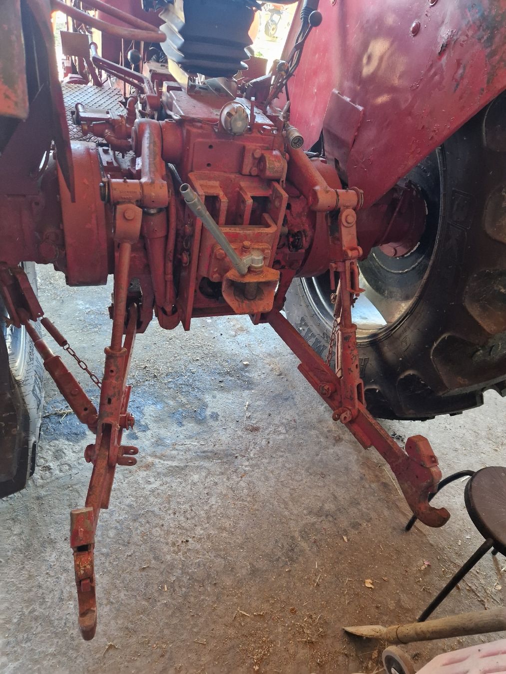 IHC Tracteurs: Ihc 1046 – D'occasion à Roggliswil par _IHC_ 4