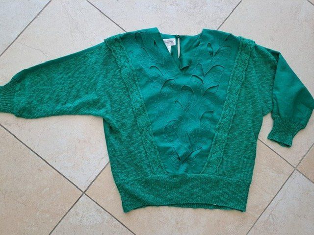 Maglioni & Felpe: extravaganter Pulli von SIDE EFFECTS – Usato da Neuhausen am Rheinfall venduto da mariess 3