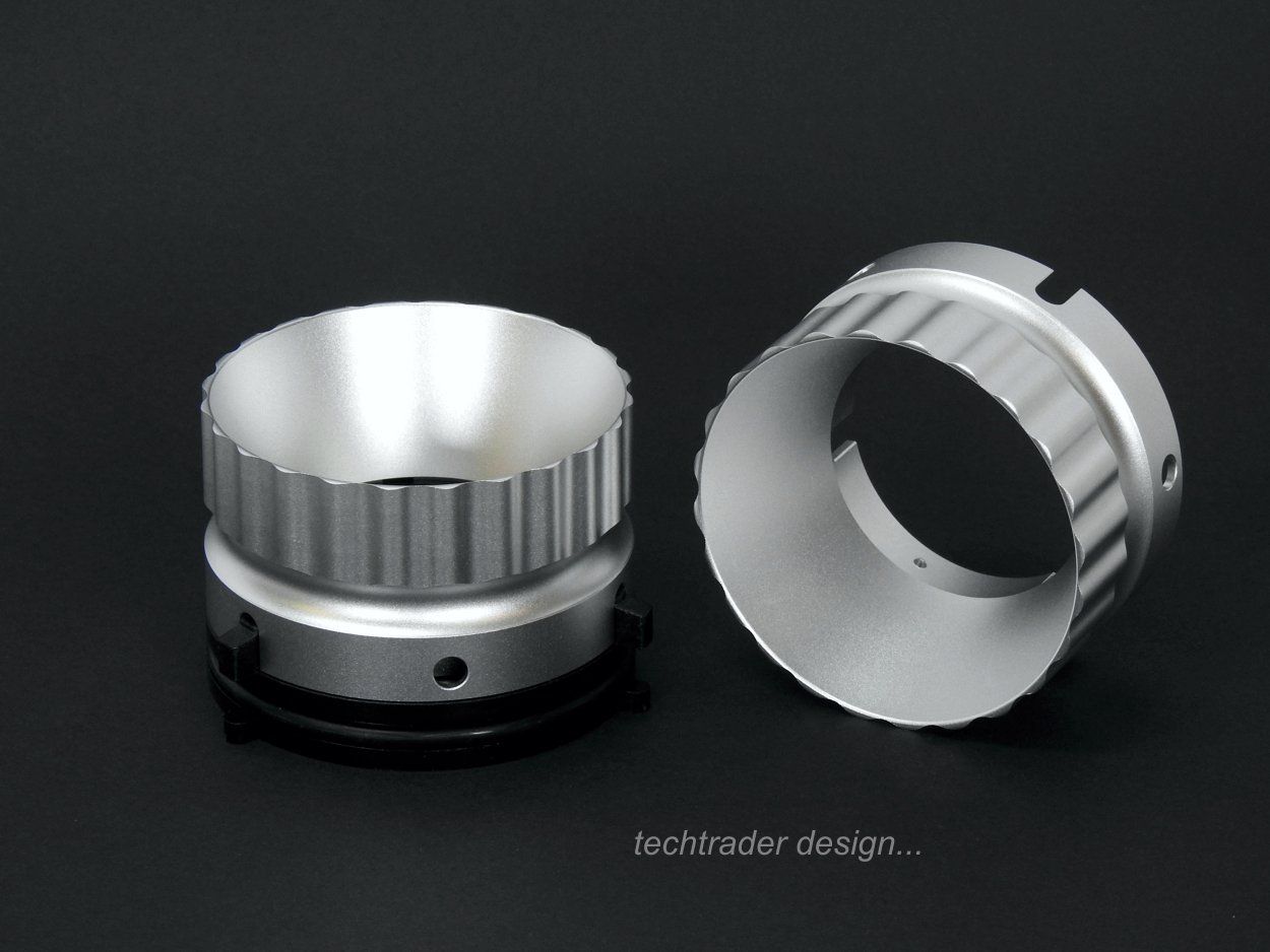 Apparecchi a nastro: 1 Paar neue NAB Adapter mit Design Kelch silber... – Nuovo (secondo la descrizione) da Lohn-Ammannsegg venduto da Techtrading-GmbH 1