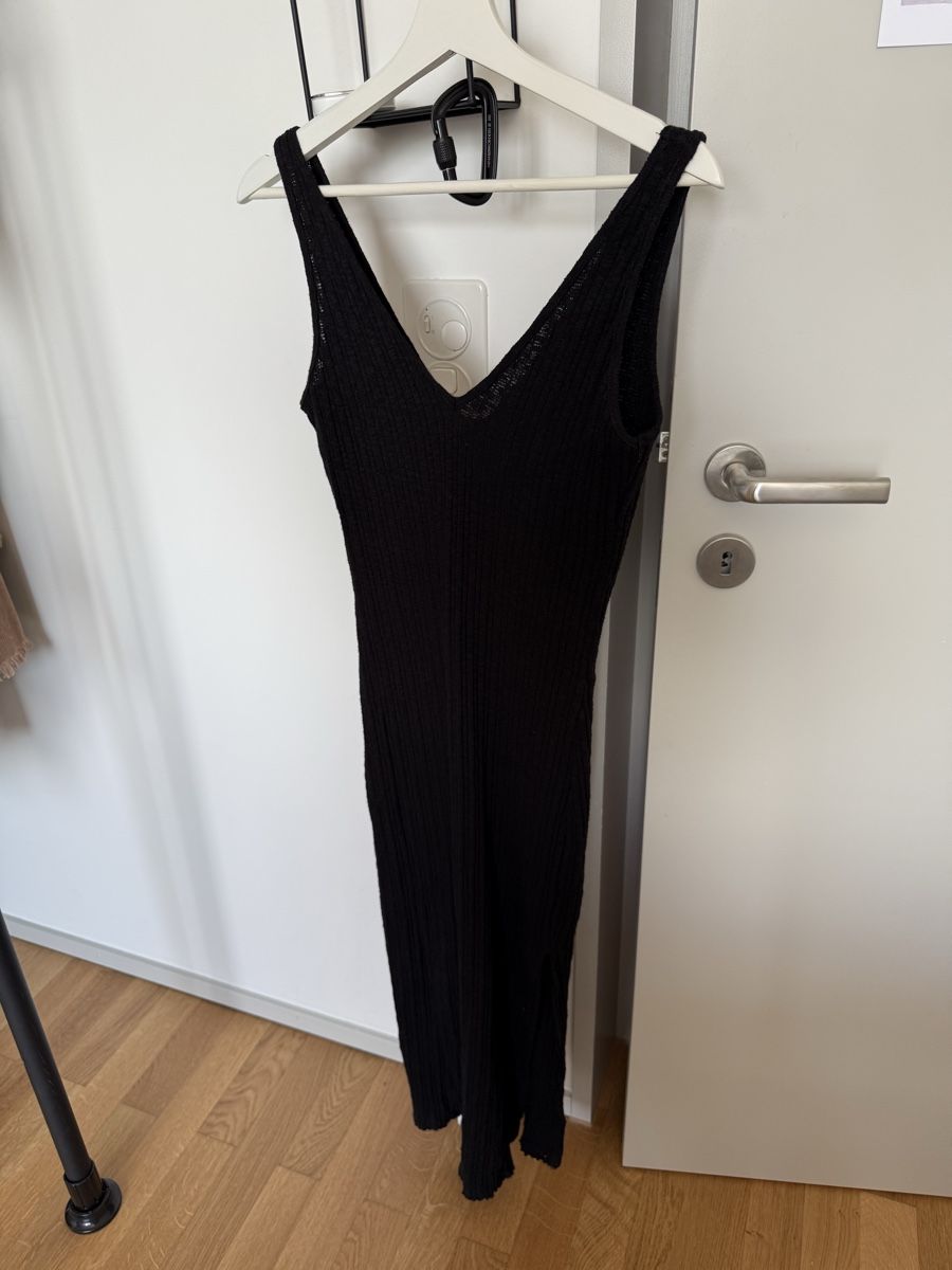 H&M Vestiti: Schwarzes Sommer Kleid XS – Usato da Uster venduto da Marciii