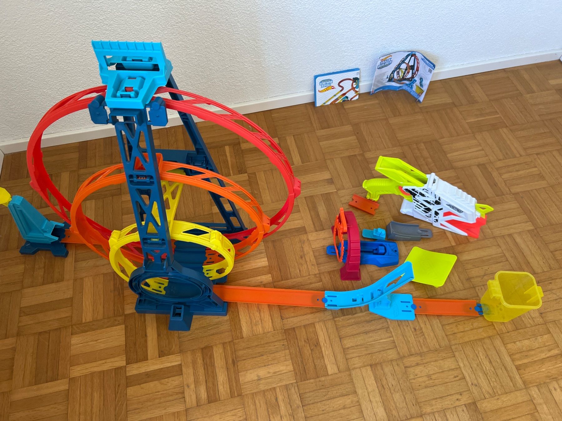 Hot Wheels Piste: Hot Wheels Track Builder Set + Extra Teile🤩 – Usato da Oberdorf BL venduto da luxuslevel 4