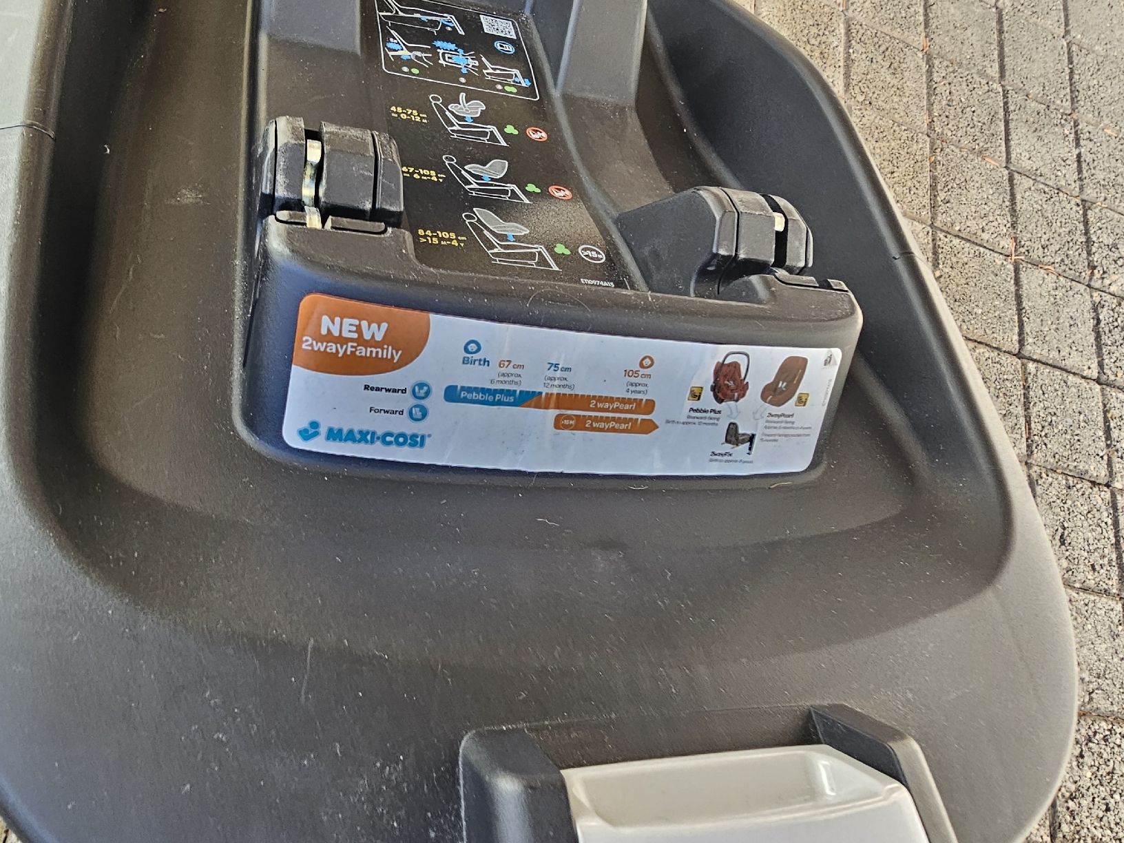Maxi-Cosi Seggiolini per auto: Autositz Babysitz Basis 2wayfix Maxi Cosi mit Isofix – Usato da Zürich venduto da Masgo 3