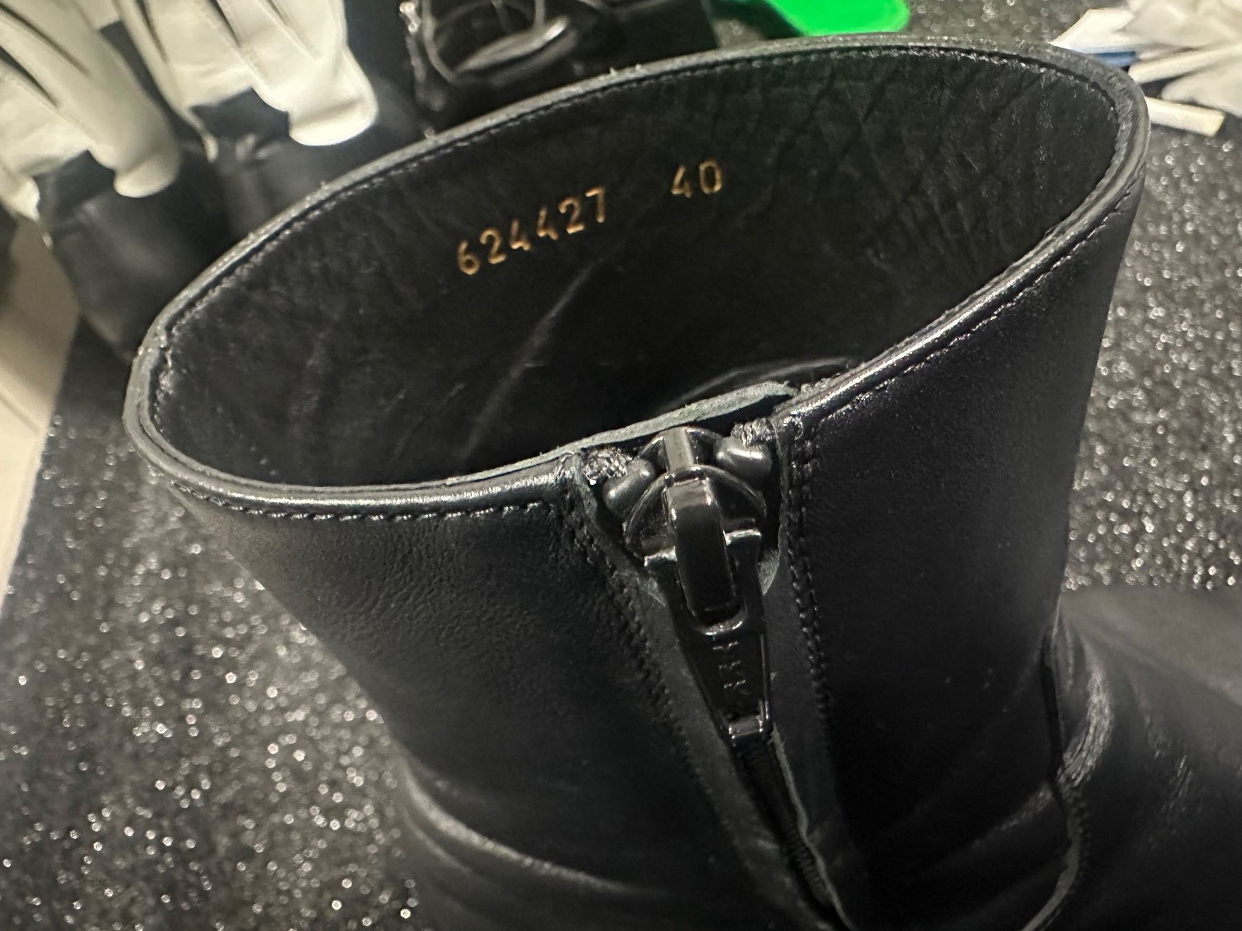 Balenciaga Scarpe da donna: Balenciaga Unisex Stiefel – Usato da Monte Carasso venduto da cilliss 1