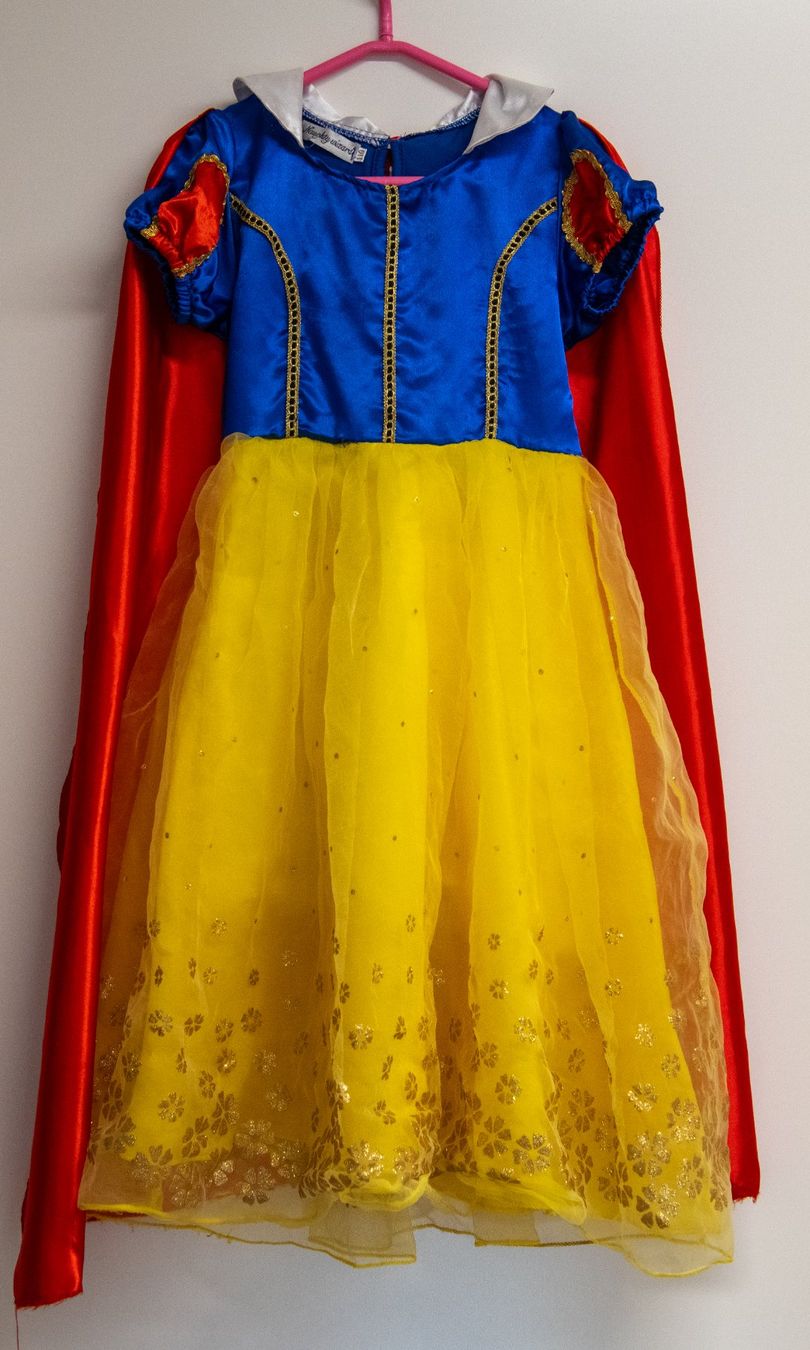 Costumi: Schneewittchen Kostüm, Gr. 110 – Usato da Meilen venduto da luca70