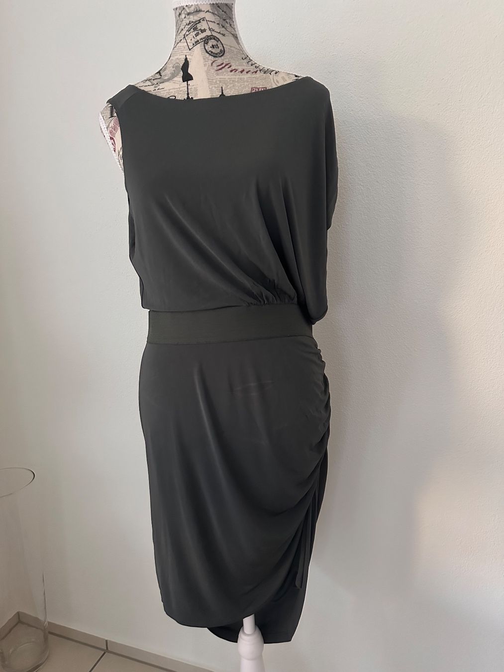 Vestiti: Globus Kleid Grosse 36 – Usato da Alpnach Dorf venduto da ljusja 2