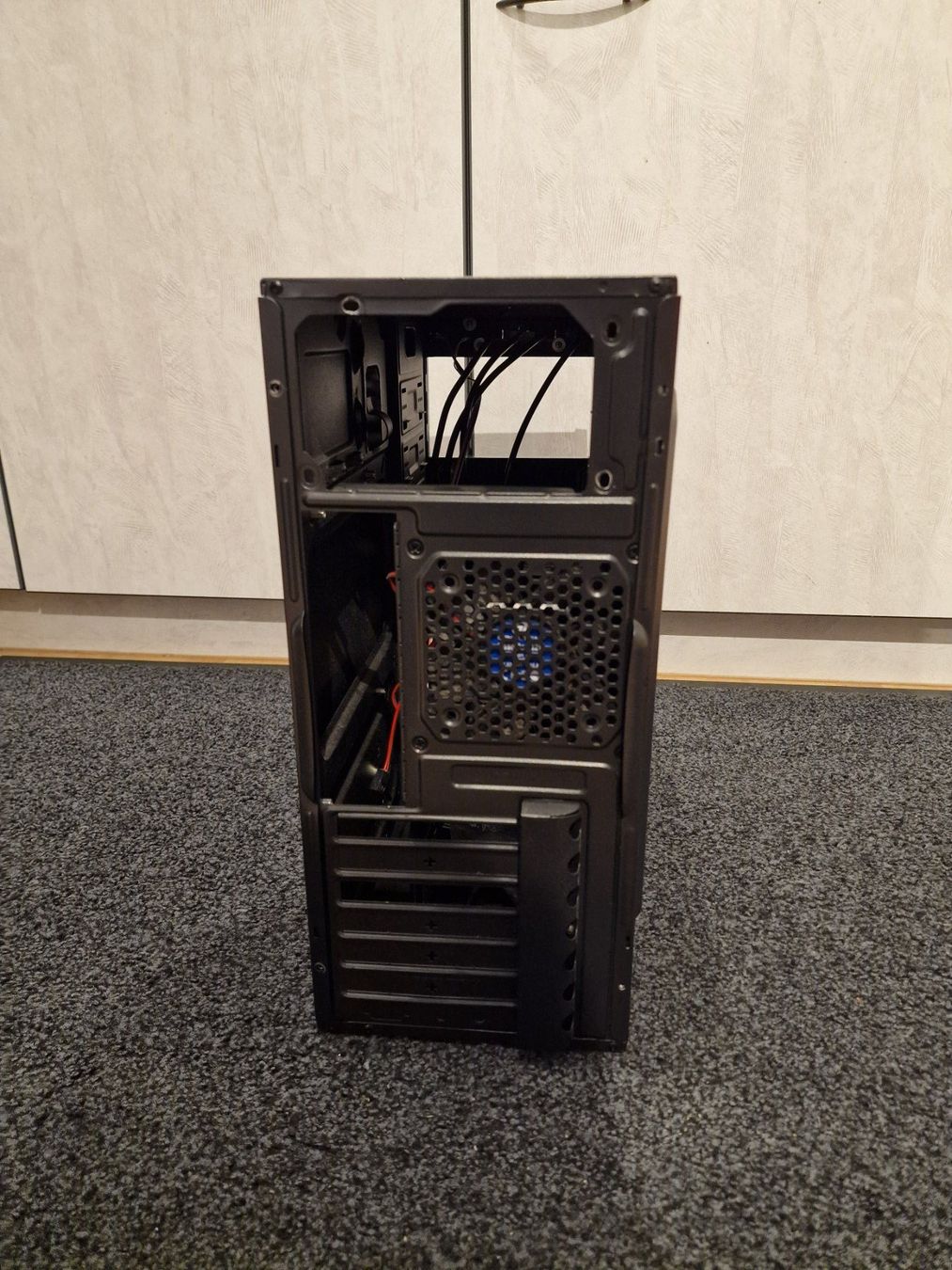 Gehäuse: Cooltek Midi-Tower (Gehäuse), inkl. Lüfter und USB – Gebraucht aus Buchrain von Sssschaller 2